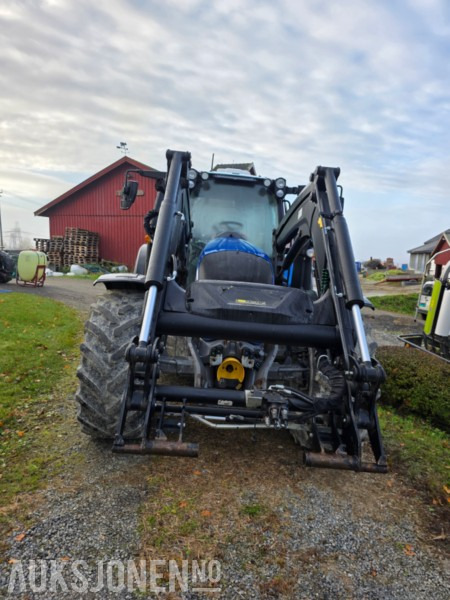 2021 Valtra N174 med lesseapparat - 拖拉机:图3 2021 Valtra N174 med lesseapparat - 拖拉机:图3