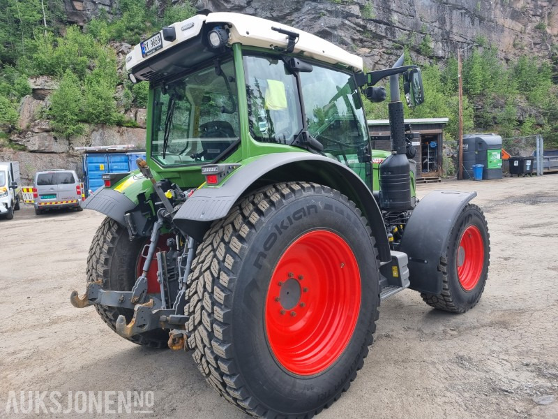 2022 Fendt 211 Vario traktor 1 eier 1834 timer - 拖拉机:图5 2022 Fendt 211 Vario traktor 1 eier 1834 timer - 拖拉机:图5