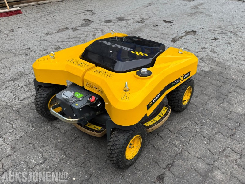 2022 Spider eCross Liner 150 | fjernstyrt elektrisk skråningsklipper / gressklipper - 建筑设备:图1 2022 Spider eCross Liner 150 | fjernstyrt elektrisk skråningsklipper / gressklipper - 建筑设备:图1