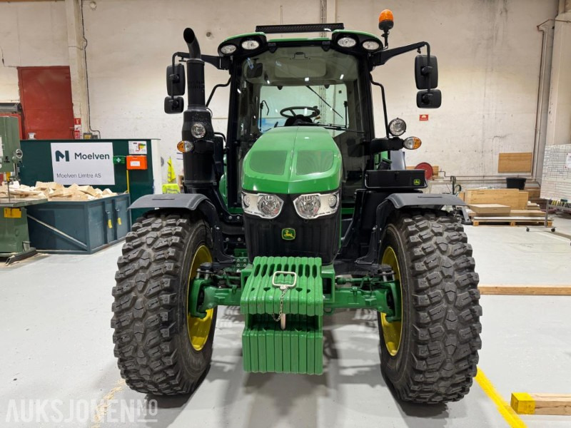 2023 John Deere 6100M TRAKTOR MED 2 SETT HJUL, KUN 1543 TIMER - 拖拉机:图2 2023 John Deere 6100M TRAKTOR MED 2 SETT HJUL, KUN 1543 TIMER - 拖拉机:图2