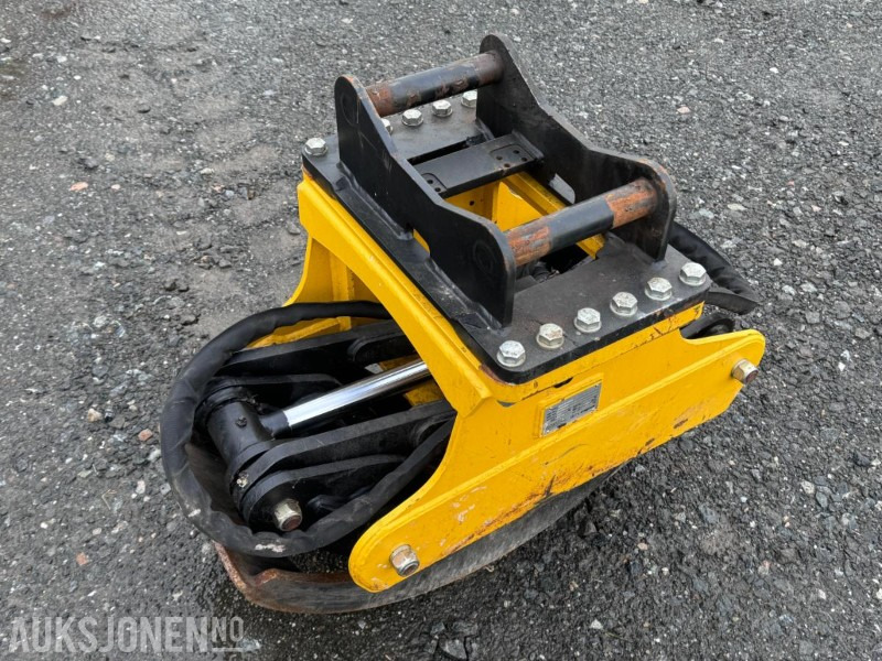 2024 Engcon TG25HD-S40 Tømmerklo / Tømmerklype - Nesten ikke brukt - S40 feste - 附件 适用于 建筑机械:图4 2024 Engcon TG25HD-S40 Tømmerklo / Tømmerklype - Nesten ikke brukt - S40 feste - 附件 适用于 建筑机械:图4