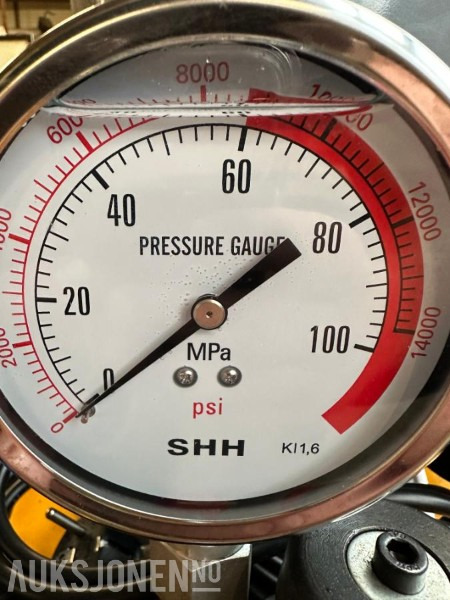 工业设备 70 TONN HYDRAULISK PRESSE TIL BELTEBOLTER OG FORINGER 220V - ingen minstepris：图8