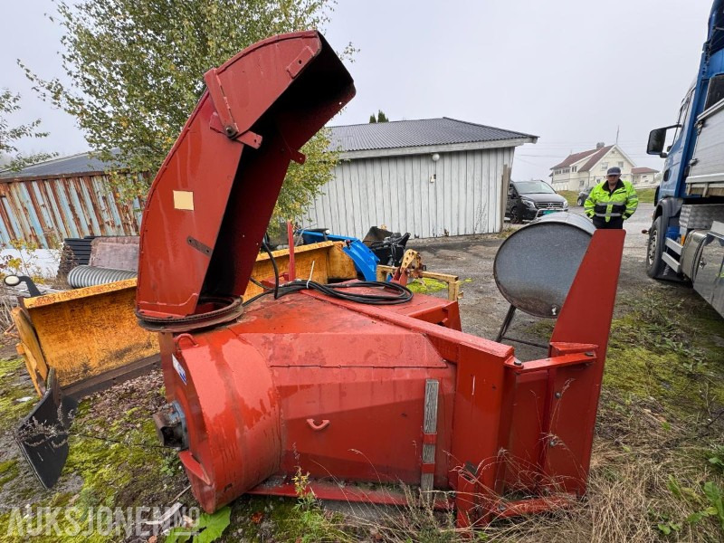 Dalen snøfres med hydraulisk tut - 农业机械:图5 Dalen snøfres med hydraulisk tut - 农业机械:图5