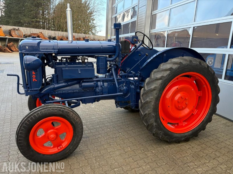 Ford Fordson-Stegamajor E27N - 拖拉机:图3 Ford Fordson-Stegamajor E27N - 拖拉机:图3