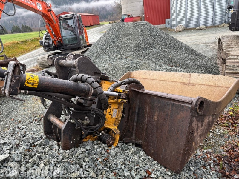 挖掘机 Hitachi ZX250 LC-6 EC223, GPS, Sentralsmøring, 2 skuffer, LED：图18