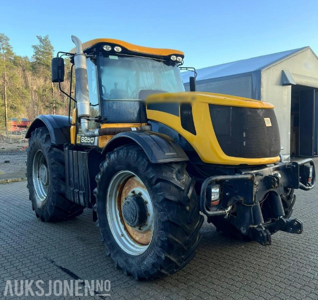JCB FASTRAC 8250 4x4 traktor kun 6.700 Arbeidstimer! - 拖拉机:图1 JCB FASTRAC 8250 4x4 traktor kun 6.700 Arbeidstimer! - 拖拉机:图1
