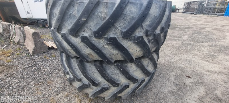 John Deere Traktordekk og felger / 6140 - 农业机械:图2 John Deere Traktordekk og felger / 6140 - 农业机械:图2