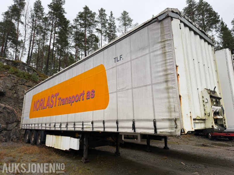 Krone Profi Liner Nordic SD kapellsemi – hevbart tak – medbringertruck-feste – åpning begge sider - 全挂车:图3 Krone Profi Liner Nordic SD kapellsemi – hevbart tak – medbringertruck-feste – åpning begge sider - 全挂车:图3