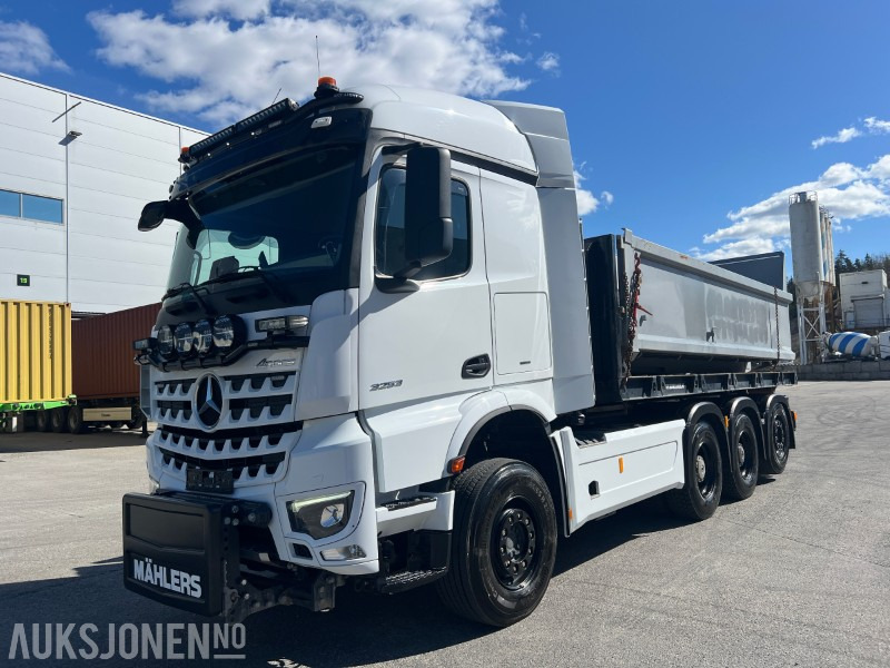 Mercedes-Benz Arocs 3253 Tridem krokbil brøyte rigget - 吊钩升降车:图1 Mercedes-Benz Arocs 3253 Tridem krokbil brøyte rigget - 吊钩升降车:图1