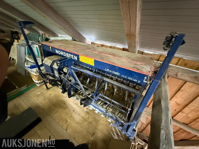 Nordsten Lift-o-matic CLG 200 MK II Såmaskin - 农业机械:图2 Nordsten Lift-o-matic CLG 200 MK II Såmaskin - 农业机械:图2