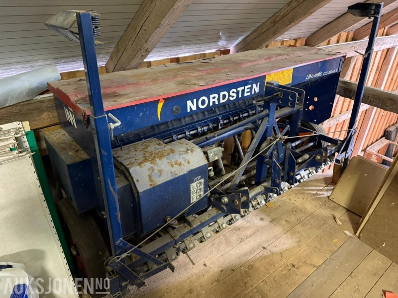 Nordsten Lift-o-matic CLG 200 MK II Såmaskin - 农业机械:图1 Nordsten Lift-o-matic CLG 200 MK II Såmaskin - 农业机械:图1