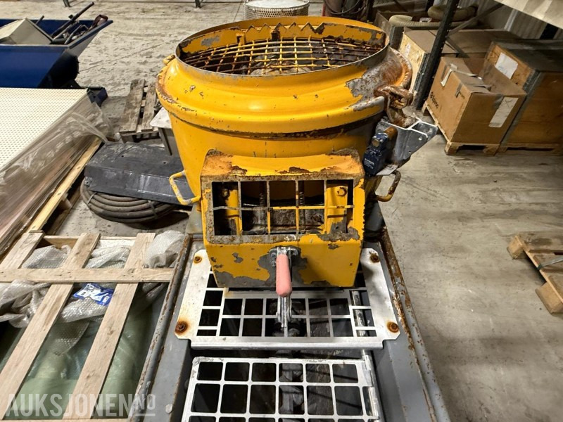 Putzmeister skruepumpe / mørtelpumpe / Sprøytemaskin - 建筑设备:图2 Putzmeister skruepumpe / mørtelpumpe / Sprøytemaskin - 建筑设备:图2