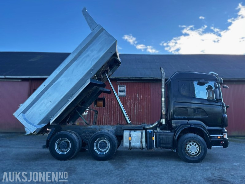 Scania R620 6x4 Tippbil – 2007 – 620 hk V8 – Maur Bilpåbygg - 翻斗车:图5 Scania R620 6x4 Tippbil – 2007 – 620 hk V8 – Maur Bilpåbygg - 翻斗车:图5