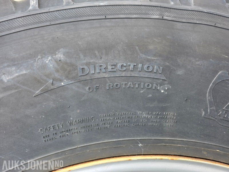 Traktordekk - Stått på John Deere 6930 - 农业机械:图5 Traktordekk - Stått på John Deere 6930 - 农业机械:图5