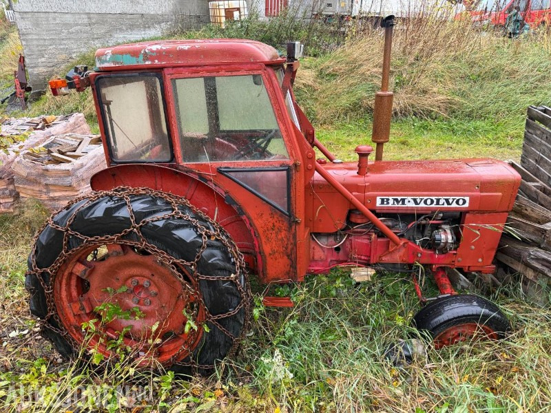 Volvo BM Volvo - Brukt sammen med vedmaskin - 拖拉机:图3 Volvo BM Volvo - Brukt sammen med vedmaskin - 拖拉机:图3