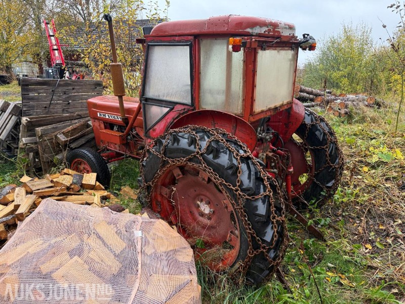 Volvo BM Volvo - Brukt sammen med vedmaskin - 拖拉机:图5 Volvo BM Volvo - Brukt sammen med vedmaskin - 拖拉机:图5