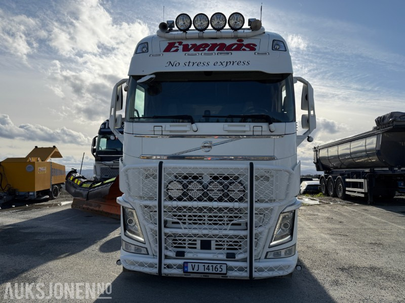 Volvo FH540 6x4 – 2019-modell | Tandemtrekker med tipp-hydraulikk, luftfjæring og retarder - 牵引车:图5 Volvo FH540 6x4 – 2019-modell | Tandemtrekker med tipp-hydraulikk, luftfjæring og retarder - 牵引车:图5
