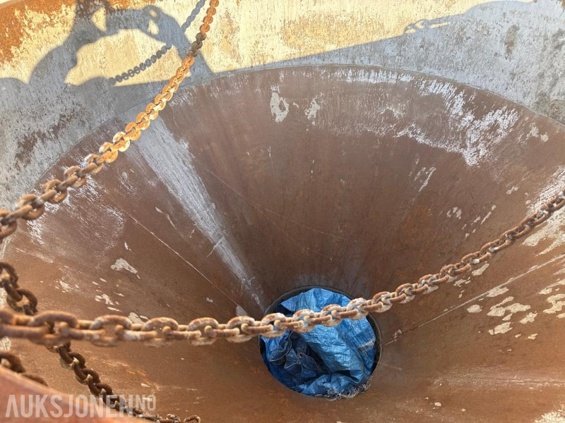 Wll 1500 liter betongtobb med kjettinger - 建筑设备:图3 Wll 1500 liter betongtobb med kjettinger - 建筑设备:图3