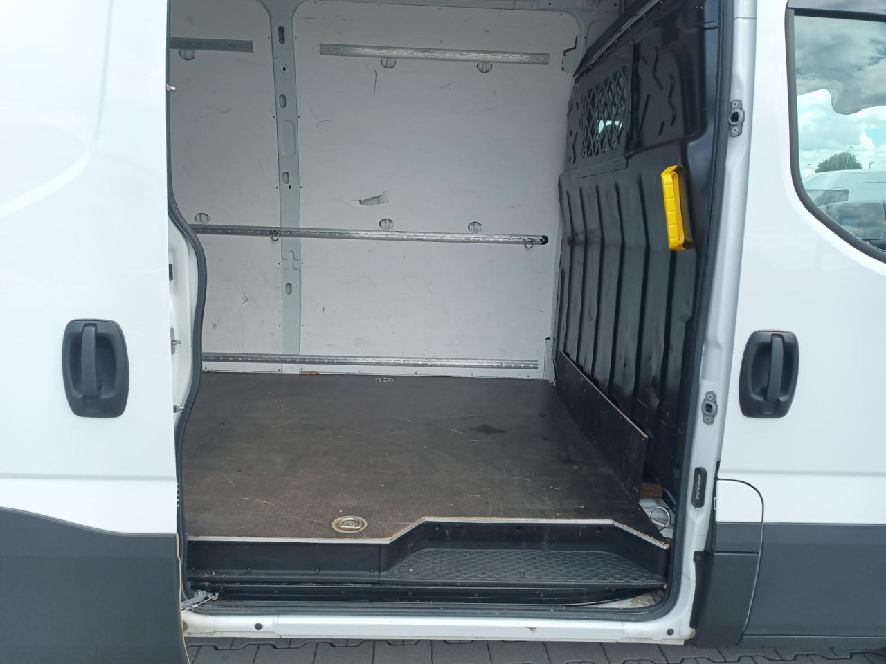 IVECO Daily 35S16A8V 租赁 IVECO Daily 35S16A8V：图14