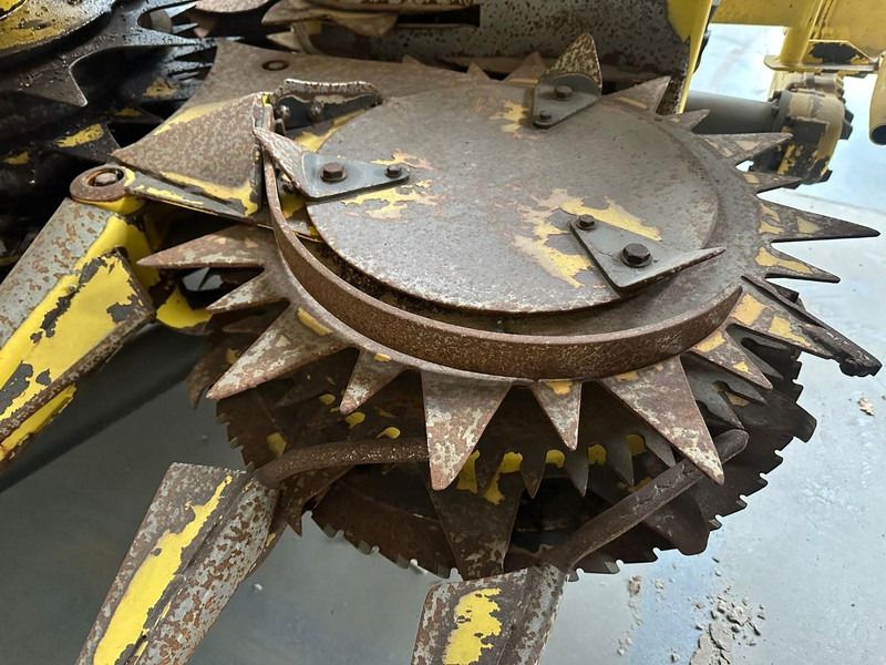Kemper 390 CORN HEADER | 12 ROW | FRONT WHEEL - 饲料收割机:图5 Kemper 390 CORN HEADER | 12 ROW | FRONT WHEEL - 饲料收割机:图5