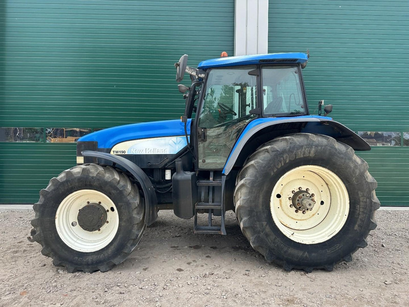 New Holland TM 190 - 拖拉机:图3 New Holland TM 190 - 拖拉机:图3