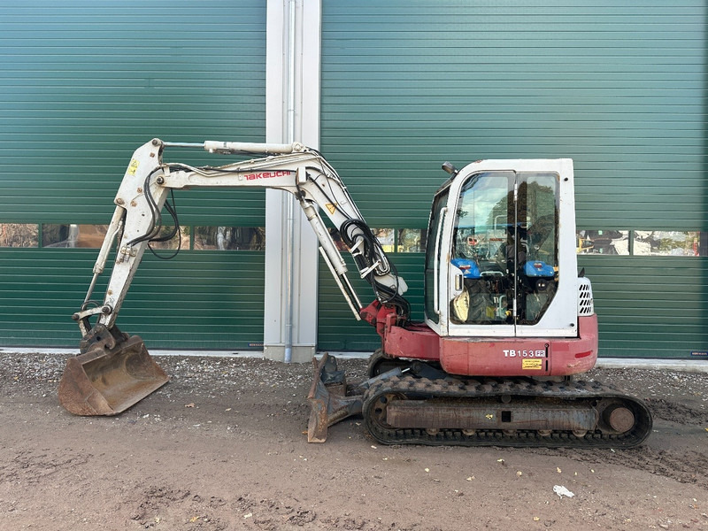 Takeuchi TB 153 FR All functions - 小型挖掘机:图3 Takeuchi TB 153 FR All functions - 小型挖掘机:图3
