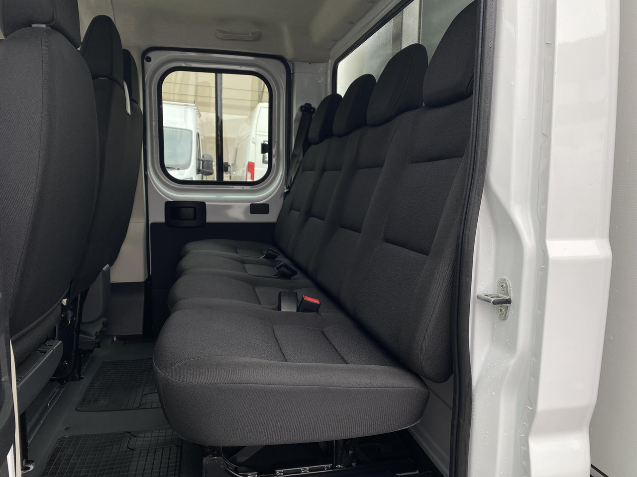 OPEL MOVANO 1+6 DOKA 140PS | KÜHLKOFFER + LADERAMPE - 冷藏货车:图5 OPEL MOVANO 1+6 DOKA 140PS | KÜHLKOFFER + LADERAMPE - 冷藏货车:图5
