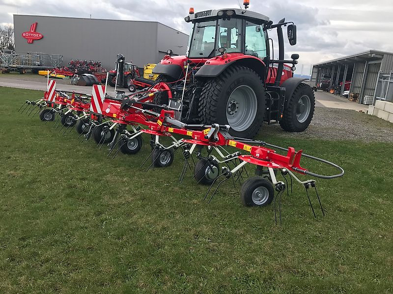 Massey Ferguson MF TD 868 DN / FELLA SANOS 8608 DN - 翻草机/ 搂草机:图1 Massey Ferguson MF TD 868 DN / FELLA SANOS 8608 DN - 翻草机/ 搂草机:图1