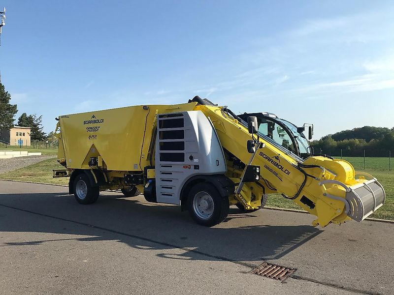 Sgariboldi Grizzly 7120-2 - 饲料搅拌车:图3 Sgariboldi Grizzly 7120-2 - 饲料搅拌车:图3