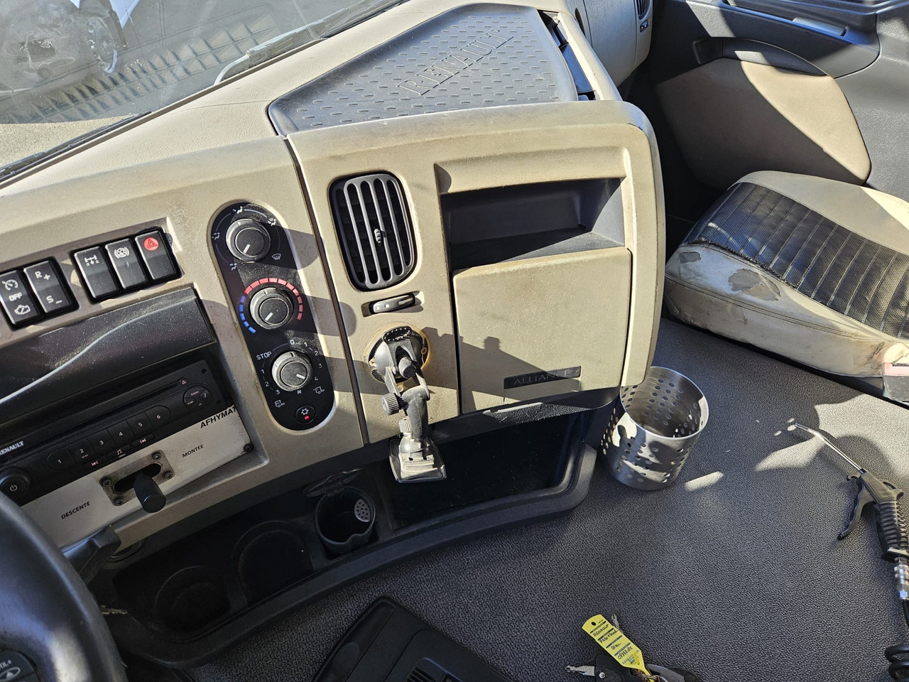 牵引车 Renault p460 dxi：图7