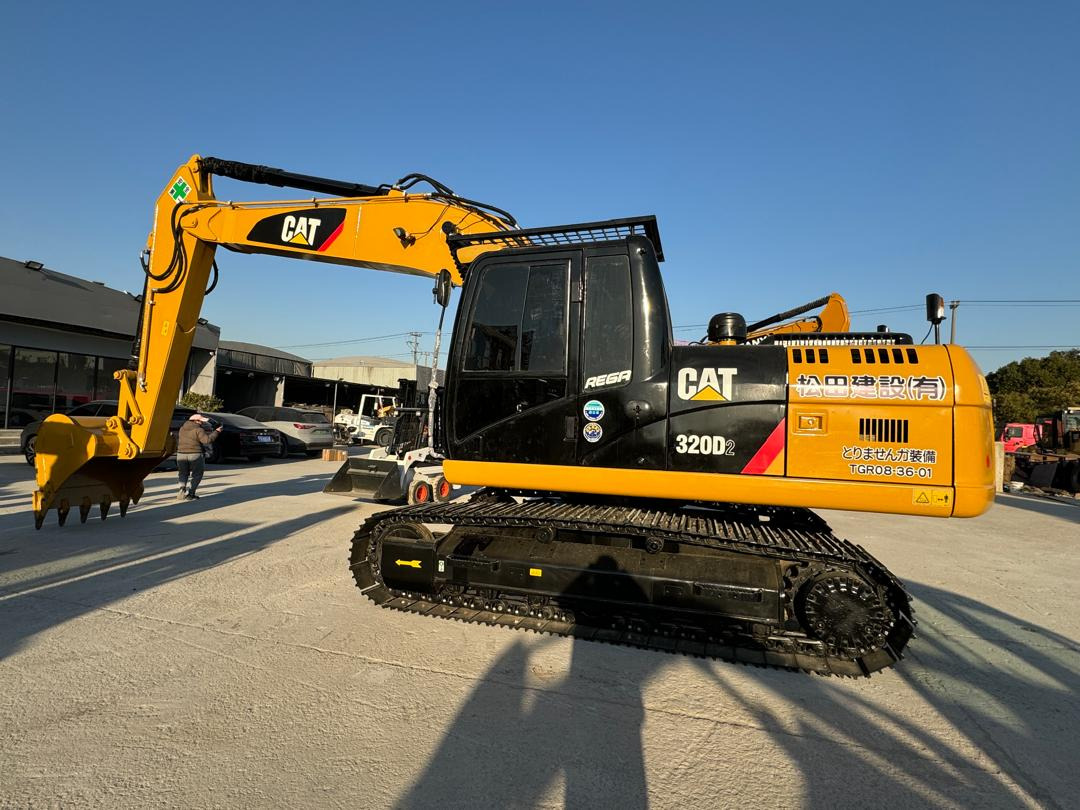 Caterpillar CAT 320D Used Excavator Secondhand Crawler Excavators CAT 320CL 320D2 320GC 320GX 20 Ton Excavator in Great Work Performance - 履带式挖掘机:图4 Caterpillar CAT 320D Used Excavator Secondhand Crawler Excavators CAT 320CL 320D2 320GC 320GX 20 Ton Excavator in Great Work Performance - 履带式挖掘机:图4