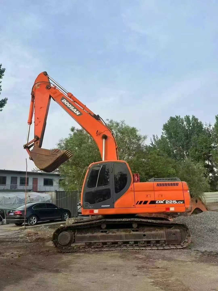 Doosan Used Excavator 225 DX225 DX300 DH150W DX300 DX420 DX520 Second hand Crawler Excavators in Excellent Work Condition - 履带式挖掘机:图3 Doosan Used Excavator 225 DX225 DX300 DH150W DX300 DX420 DX520 Second hand Crawler Excavators in Excellent Work Condition - 履带式挖掘机:图3