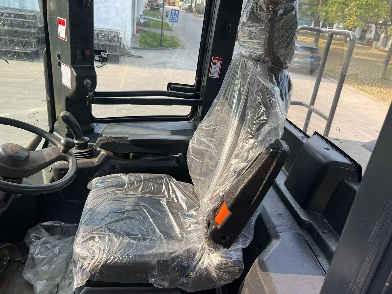 Liugong CLG856H Used Wheel Loader - 轮式装载机:图5 Liugong CLG856H Used Wheel Loader - 轮式装载机:图5