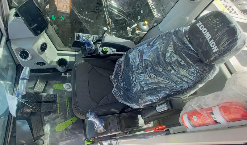 履带式挖掘机 Zoomlion ZE145GU：图17