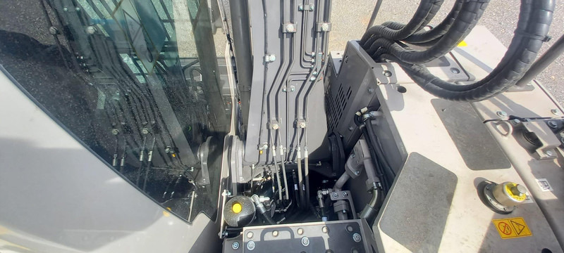 履带式挖掘机 Zoomlion ZE145GU：图10