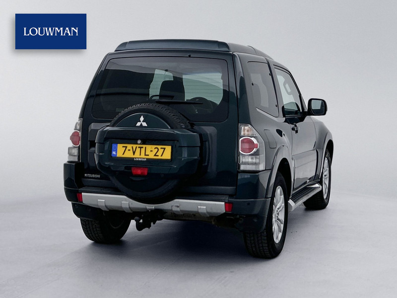 Mitsubishi Pajero 3.2 DI-D Instyle High Roof Van Grijs kenteken Automaat Climate control Trekhaak 3000KG - 小型货车:图2 Mitsubishi Pajero 3.2 DI-D Instyle High Roof Van Grijs kenteken Automaat Climate control Trekhaak 3000KG - 小型货车:图2