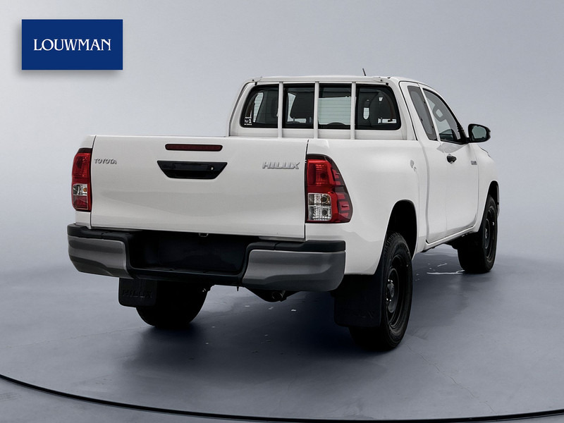 Toyota Hilux 2.4 D-4D Comfort 4x4 Xtra Cab NIEUW 3500KG Trekgewicht Cruise Control Airco - 皮卡车:图2 Toyota Hilux 2.4 D-4D Comfort 4x4 Xtra Cab NIEUW 3500KG Trekgewicht Cruise Control Airco - 皮卡车:图2