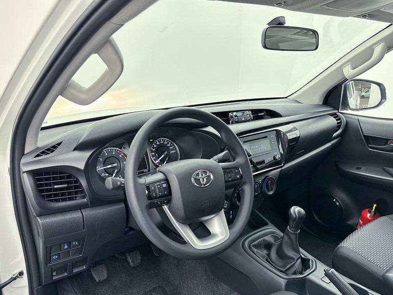 Toyota Hilux 2.4 D-4D Comfort 4x4 Xtra Cab NIEUW 3500KG Trekgewicht Cruise Control Airco - 皮卡车:图5 Toyota Hilux 2.4 D-4D Comfort 4x4 Xtra Cab NIEUW 3500KG Trekgewicht Cruise Control Airco - 皮卡车:图5