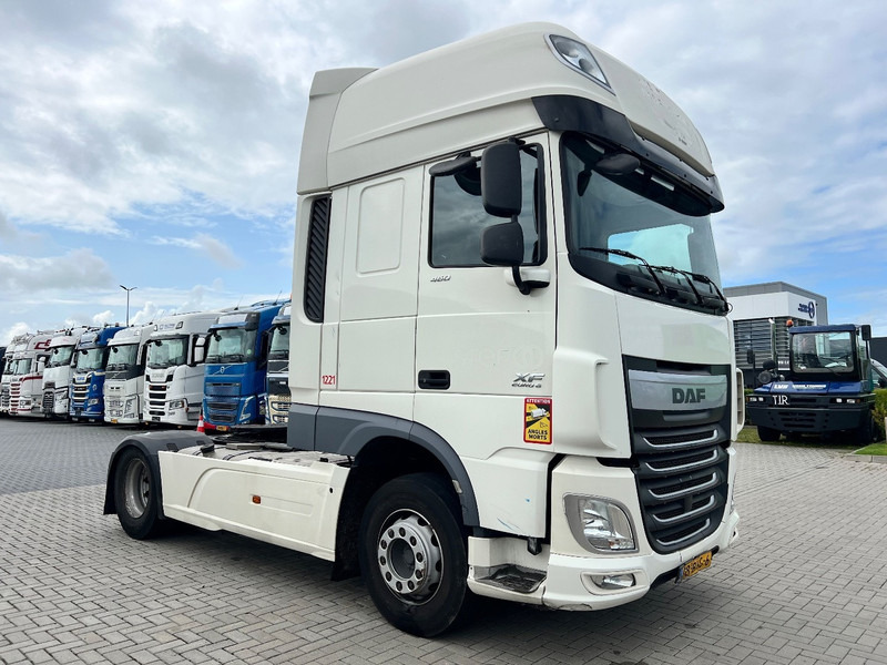 DAF XF 460 4x2 Trekker SSC / 2x Tank / full spoiler - 牵引车:图3 DAF XF 460 4x2 Trekker SSC / 2x Tank / full spoiler - 牵引车:图3