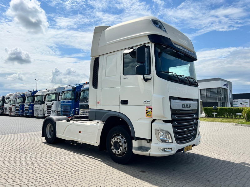 DAF XF 460 4x2 Trekker SSC / 2x Tank / full spoiler - 牵引车:图3 DAF XF 460 4x2 Trekker SSC / 2x Tank / full spoiler - 牵引车:图3