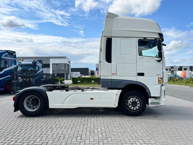 DAF XF 460 4x2 Trekker SSC / 2x Tank / full spoiler - 牵引车:图4 DAF XF 460 4x2 Trekker SSC / 2x Tank / full spoiler - 牵引车:图4