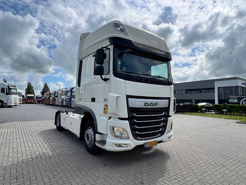 DAF XF 460 4x2 Trekker SSC / 2x Tank / full spoiler - 牵引车:图4 DAF XF 460 4x2 Trekker SSC / 2x Tank / full spoiler - 牵引车:图4