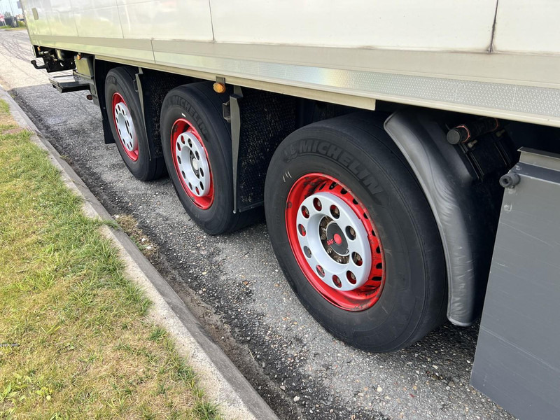 Kögel 3 - assige koeloplegger Carrier vector 1550 - 冷藏半拖车:图5 Kögel 3 - assige koeloplegger Carrier vector 1550 - 冷藏半拖车:图5