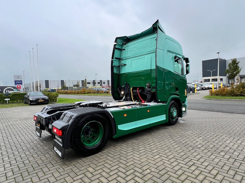 Scania R450 NGS 4x2 Trekker 2x Tank / Full Spoiler / Smarttachograaf - 牵引车:图5 Scania R450 NGS 4x2 Trekker 2x Tank / Full Spoiler / Smarttachograaf - 牵引车:图5