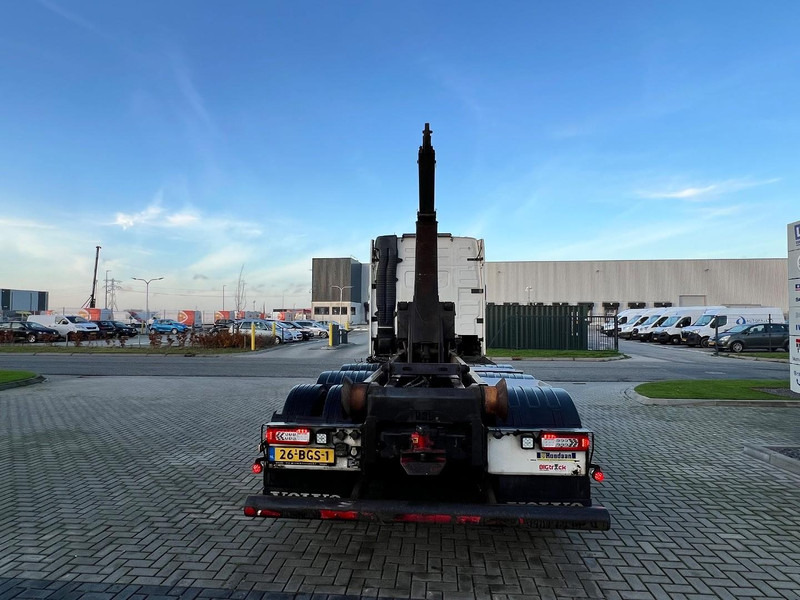 Volvo FH 500 8x2 Haakarm VDL Hooklift 21.000kg / Tridem - 吊钩升降车:图4 Volvo FH 500 8x2 Haakarm VDL Hooklift 21.000kg / Tridem - 吊钩升降车:图4
