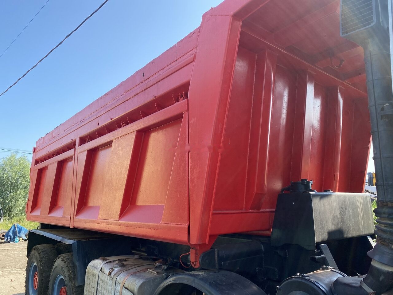 Hyva Bena 8x4 cu semisasiu , cilindru basculare si rezervor ulei hidr - 翻斗车车身:图2 Hyva Bena 8x4 cu semisasiu , cilindru basculare si rezervor ulei hidr - 翻斗车车身:图2