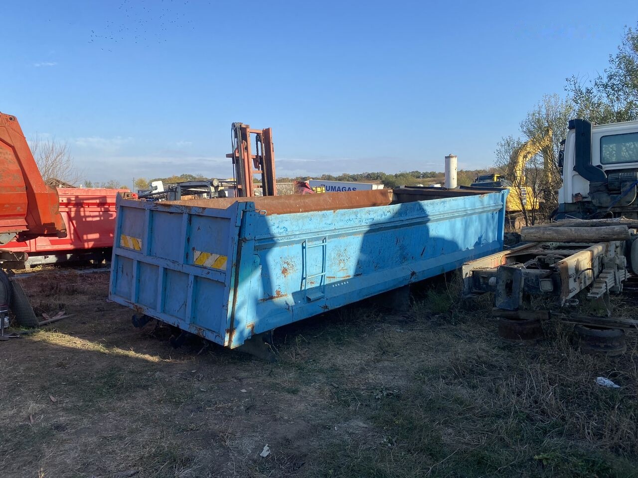 Hyva bena originala DAF 8x4 cu semisasiu si cilindru basculare - 翻斗车车身:图2 Hyva bena originala DAF 8x4 cu semisasiu si cilindru basculare - 翻斗车车身:图2