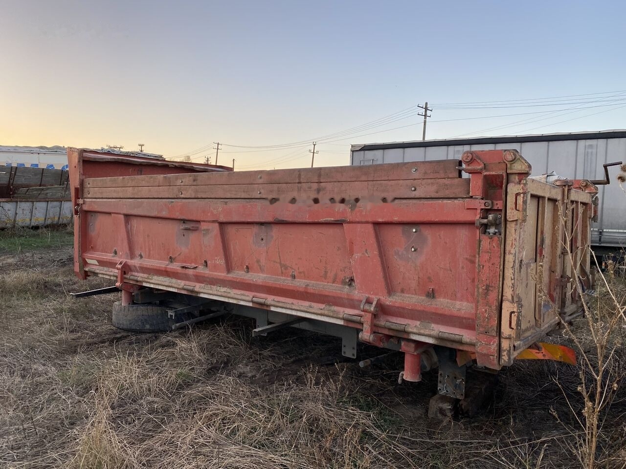 Hyva bena originala Scania 8x4 cu semisasiu si cilindru basculare - 翻斗车车身:图2 Hyva bena originala Scania 8x4 cu semisasiu si cilindru basculare - 翻斗车车身:图2