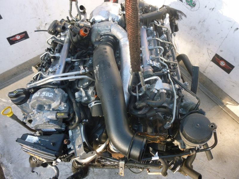 Mercedes-Benz 3.0 V6 642.982 SPRINTER 319 EURO 5 Mercedes-Benz Sprinter passenger - 发动机 适用于 小型客车:图1 Mercedes-Benz 3.0 V6 642.982 SPRINTER 319 EURO 5 Mercedes-Benz Sprinter passenger - 发动机 适用于 小型客车:图1