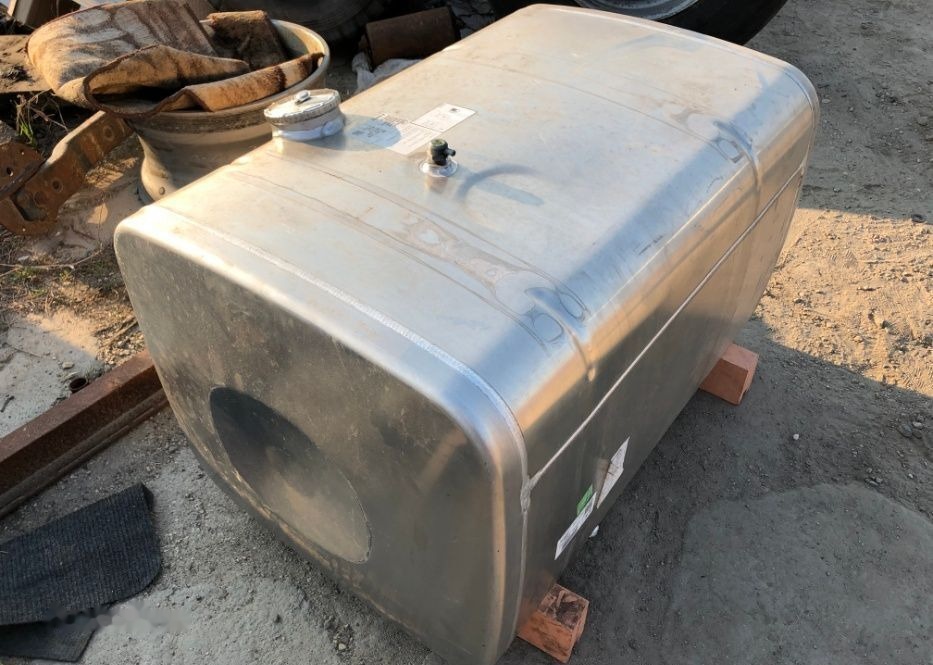 Nou marca MAGNA   MAN TGX - 燃料箱 适用于 卡车:图1 Nou marca MAGNA   MAN TGX - 燃料箱 适用于 卡车:图1